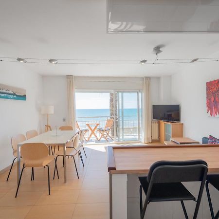 Insitges Sant Sebastia'S Beach Exterior foto